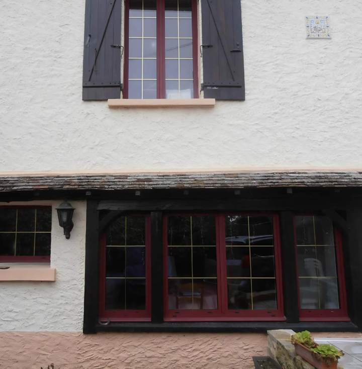 Nous fabriquons des volets et des fenêtres.